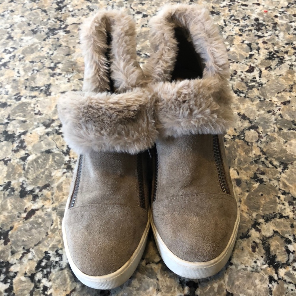 Coconuts by Matisse wedge sneaker